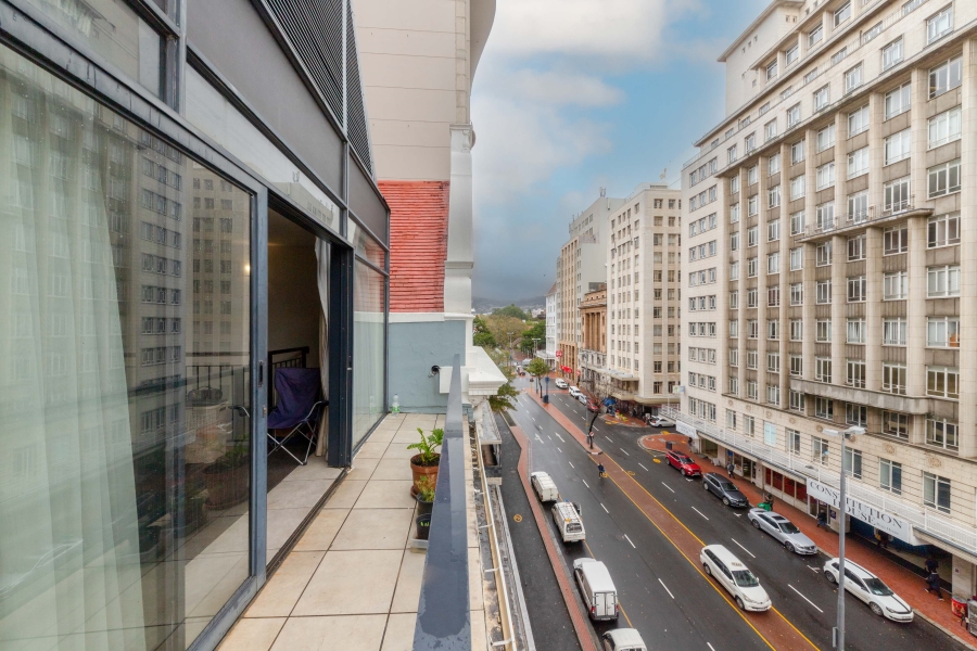 1 Bedroom Property for Sale in Cape Town City Centre Western Cape